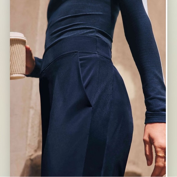 Athleta Brooklyn Mid Rise Ankle Pant Navy Blue Size 20 - Picture 13 of 16